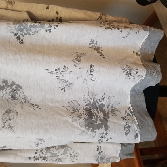 Maurices floral top - Picture 3 of 6